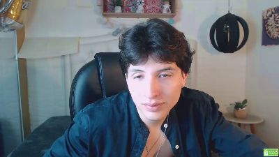 Marcoviolet live cam on Cam4
