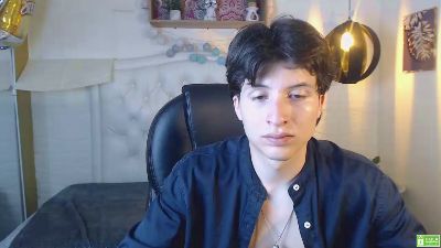 Marcoviolet live cam on Cam4
