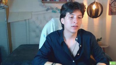 Marcoviolet live cam on Cam4