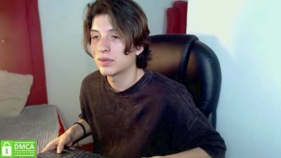 Marcoviolet live cam on Cam4