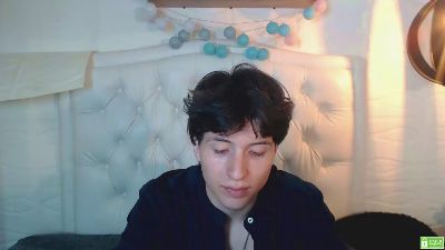 Marcoviolet live cam on Cam4