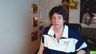 Marcoviolet live cam on Cam4