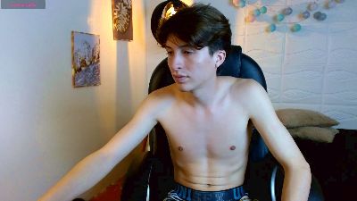 Marcoviolet live cam on Cam4