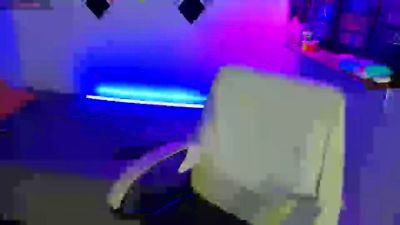 Marcoviolet live cam on Cam4