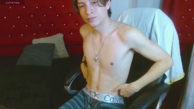 Marcoviolet live cam on Cam4