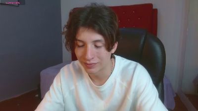 Marcoviolet live cam on Cam4