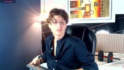 Marcoviolet live cam on Cam4