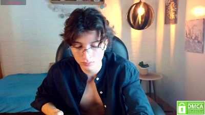 Marcoviolet live cam on Cam4
