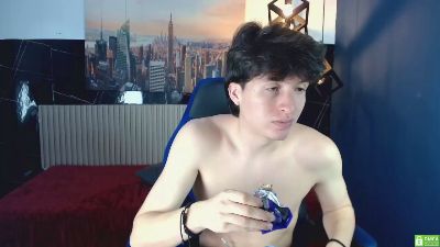 Marcoviolet live cam on Cam4