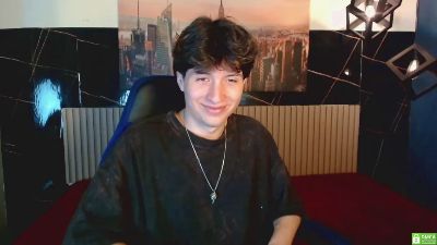 Marcoviolet live cam on Cam4