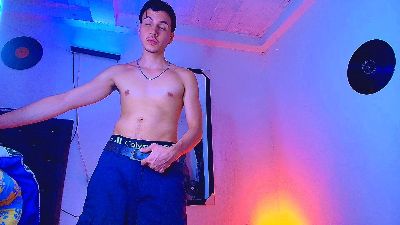 Marcus_hanks1 live cam on Cam4