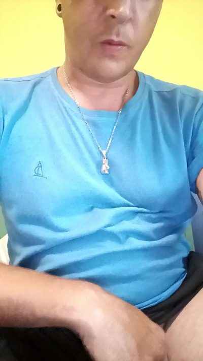 Mardiano live cam on Cam4