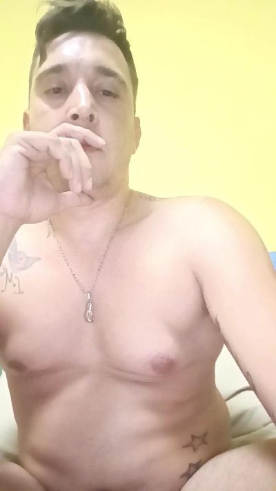 Mardiano live cam on Cam4