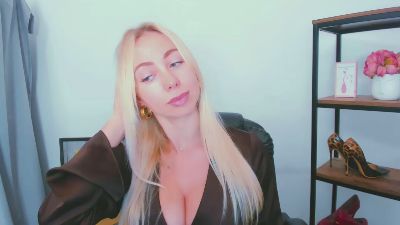 MargaritaFlirt live cam on Cam4