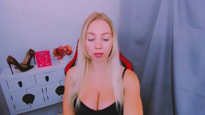 MargaritaFlirt live cam on Cam4