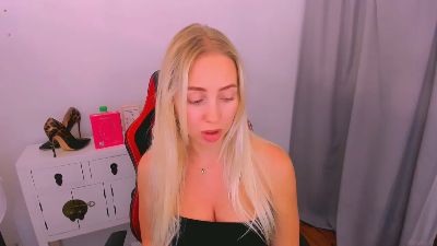 MargaritaFlirt live cam on Cam4