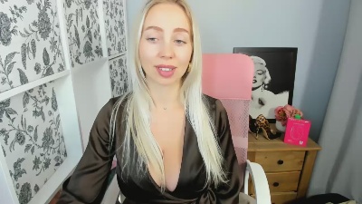 MargaritaFlirt live cam on Cam4