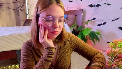 MargertGarmon live cam on Cam4