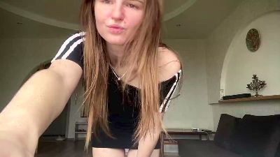 MargrettSabini live cam on Cam4