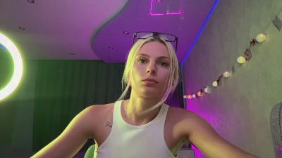 MargyLacoss live cam on Cam4
