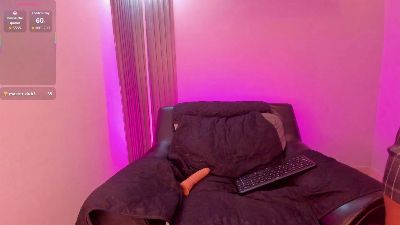 Mari_doll live cam on Cam4