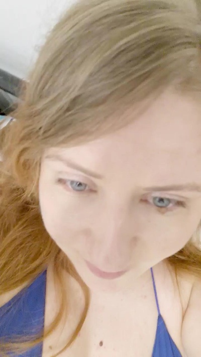 MariaLove8 live cam on Cam4
