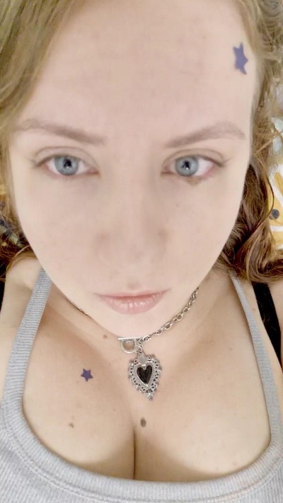 MariaLove8 live cam on Cam4
