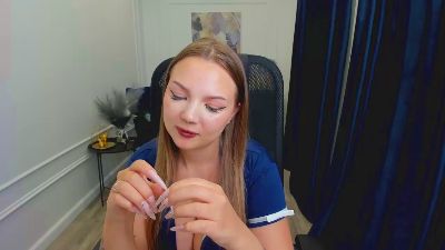 MariaRobinsone live cam on Cam4
