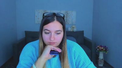 Maria_Bond live female webcam from Moldova