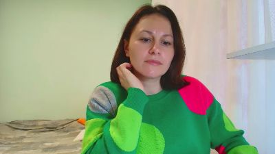 Maria_Sharm live cam on Cam4