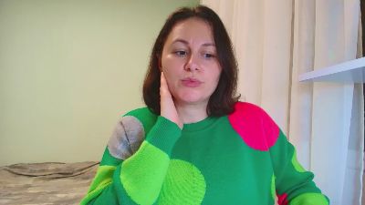 Maria_Sharm live cam on Cam4