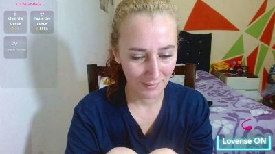Mariam_wish1 live cam on Cam4