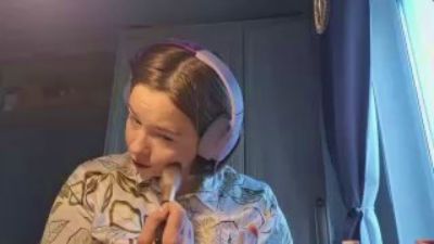 MarianaOkimoto live cam on Cam4