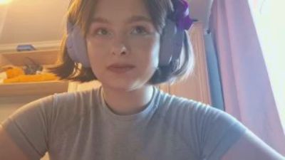 MarianaOkimoto live cam on Cam4