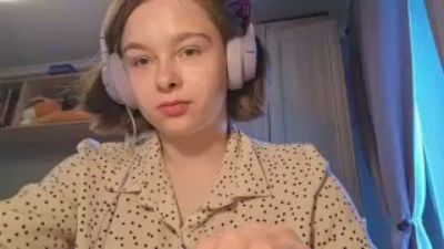 MarianaOkimoto live cam on Cam4