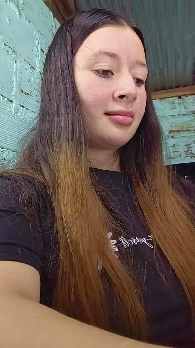 Mariana_Loving live cam on Cam4