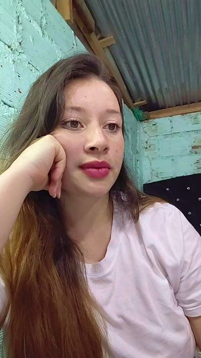 Mariana_Loving live cam on Cam4