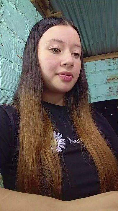 Mariana_Loving live cam on Cam4