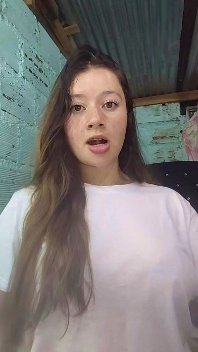 Mariana_Loving live cam on Cam4