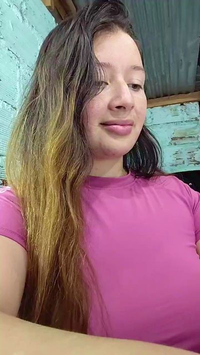 Mariana_Loving live cam on Cam4