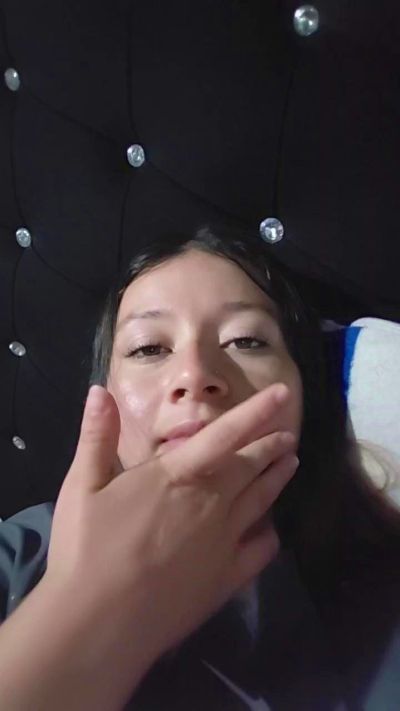 Mariana_Loving live cam on Cam4