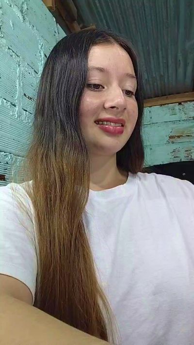 Mariana_Loving live cam on Cam4