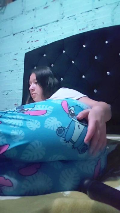 Mariana_Loving live cam on Cam4