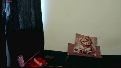 Marianacurrvy live cam on Cam4