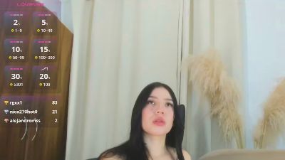 Marianaobregon live cam on Cam4