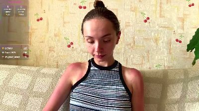 MariannRaziano live cam on Cam4