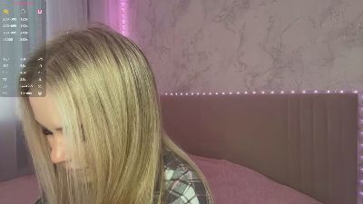 MariannaBovard live cam on Cam4