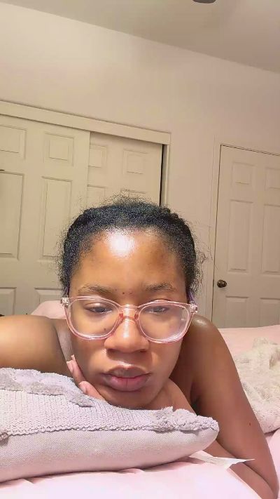 Mariasis live cam on Cam4