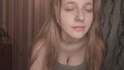 MaribelDefoore live cam on Cam4