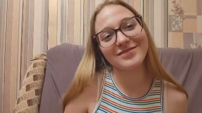 MaribelDefoore live cam on Cam4